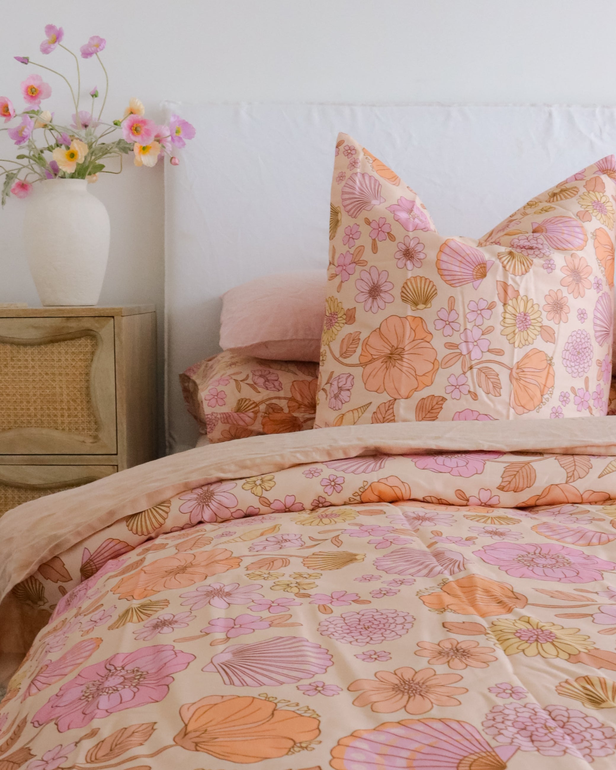Peachy Flower & Shell Doona Cover 100% Silky Soft Cotton