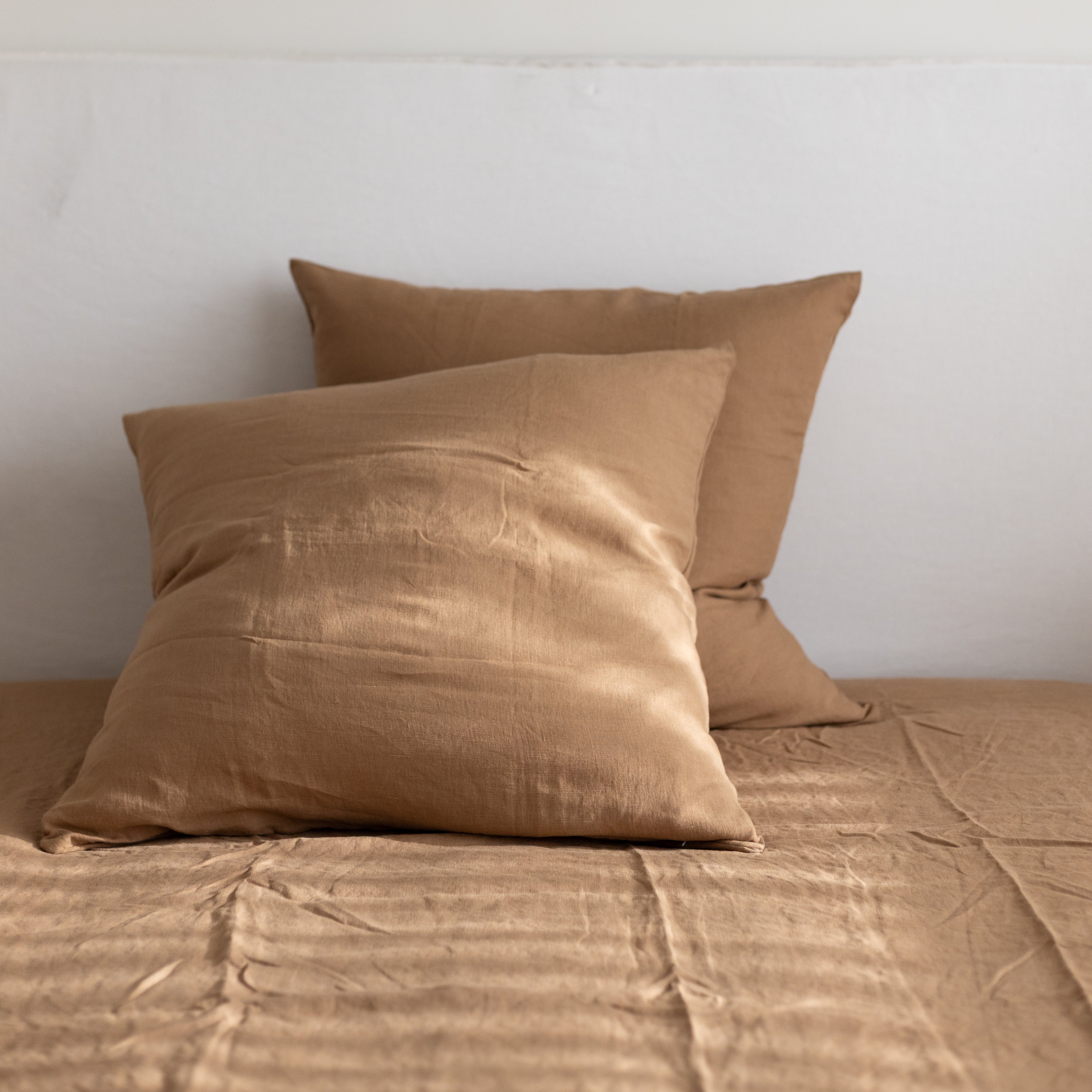 French Linen European Pillowcase Pair in Coffee